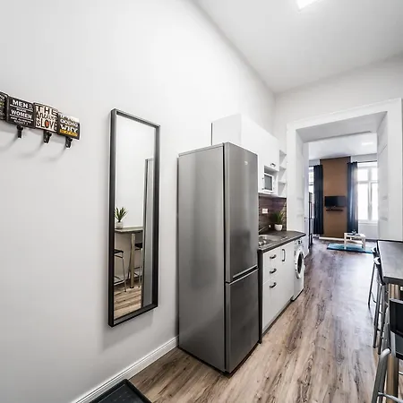 Kiraly 21 Center Apartment