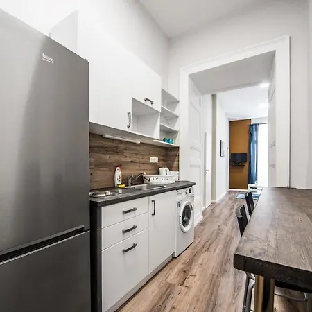 Kiraly 21 Center Apartment Budapest